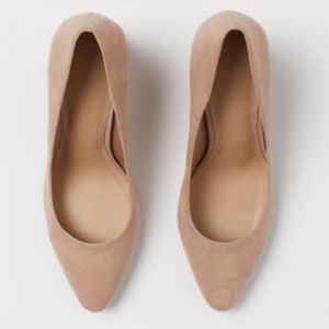 H&M Beige Pumps